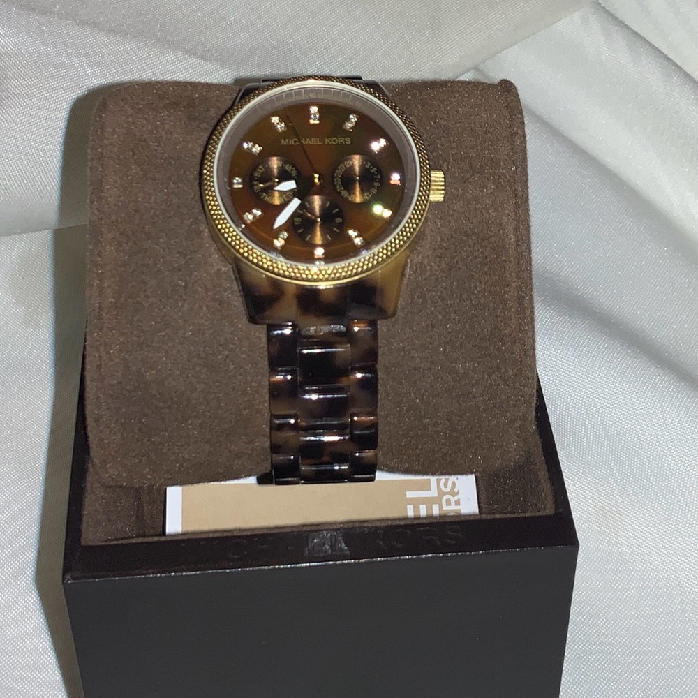 MICHAEL KORS Watch, Brown Tortoise, New Battery, 36mm, EUC